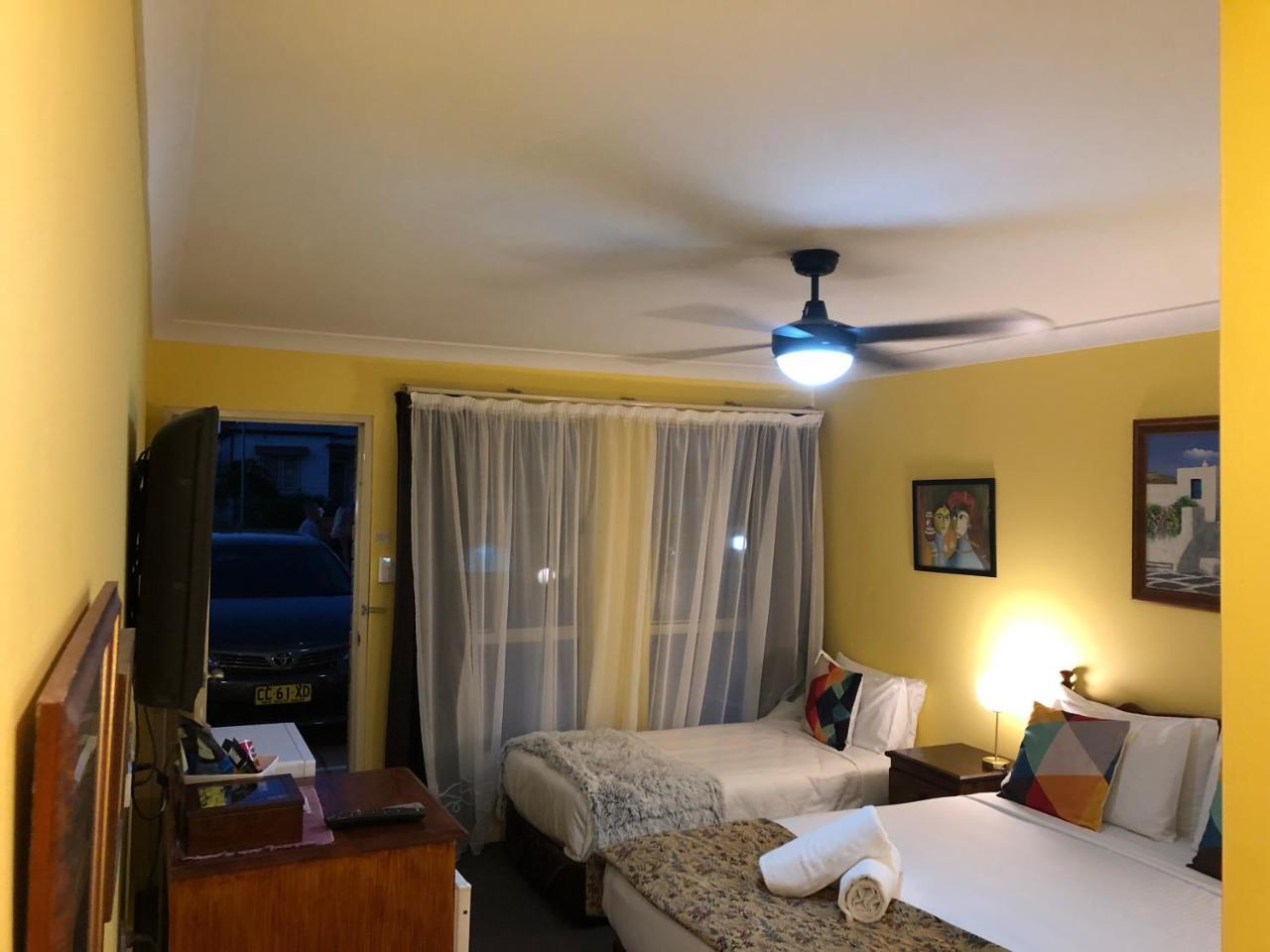 Aussie Rest Motel Сесснок Экстерьер фото