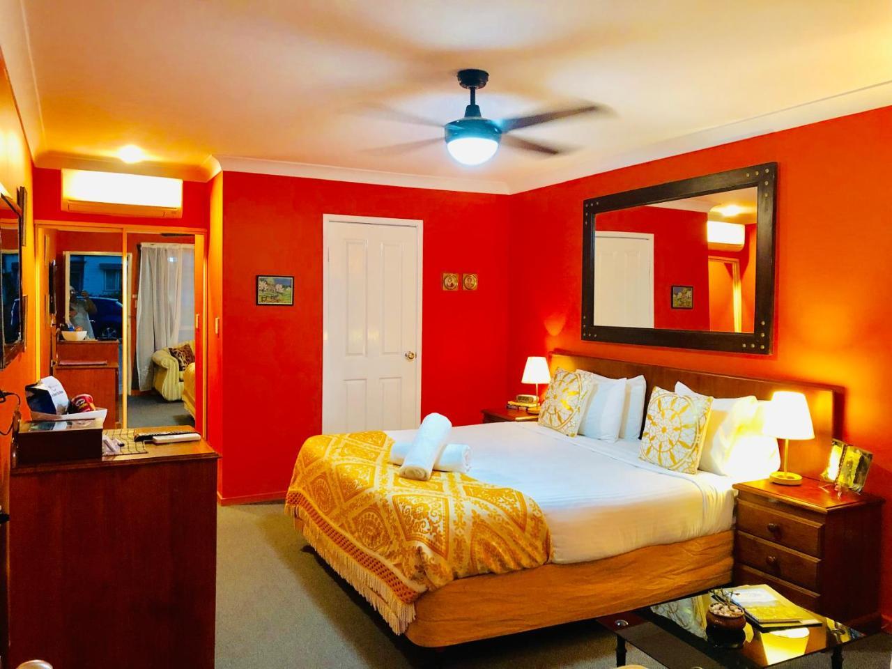 Aussie Rest Motel Сесснок Экстерьер фото